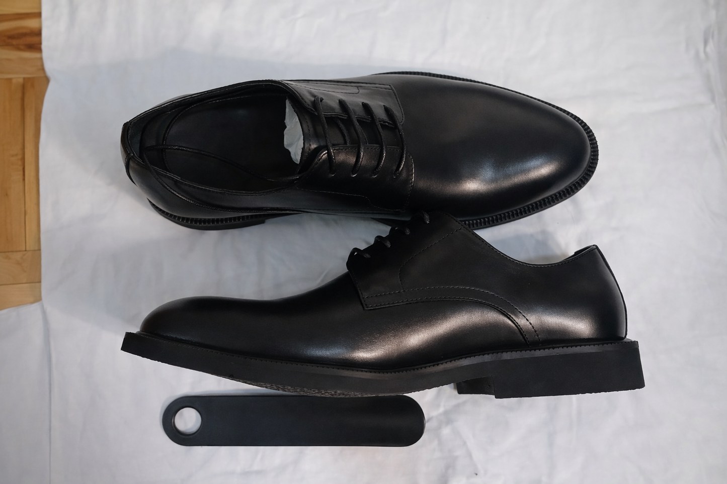 Men’s Classic Black Leather Dress Shoes