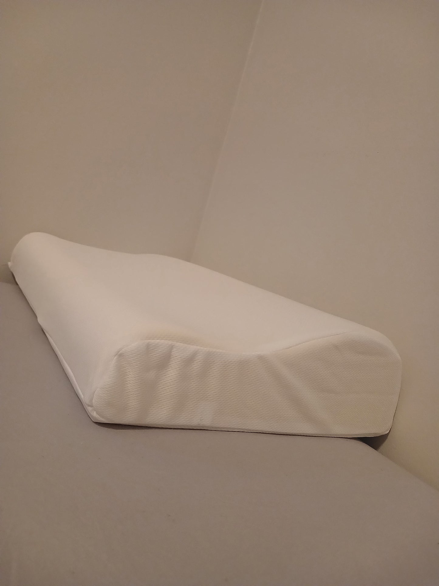 Contoured Memory Foam Pillow