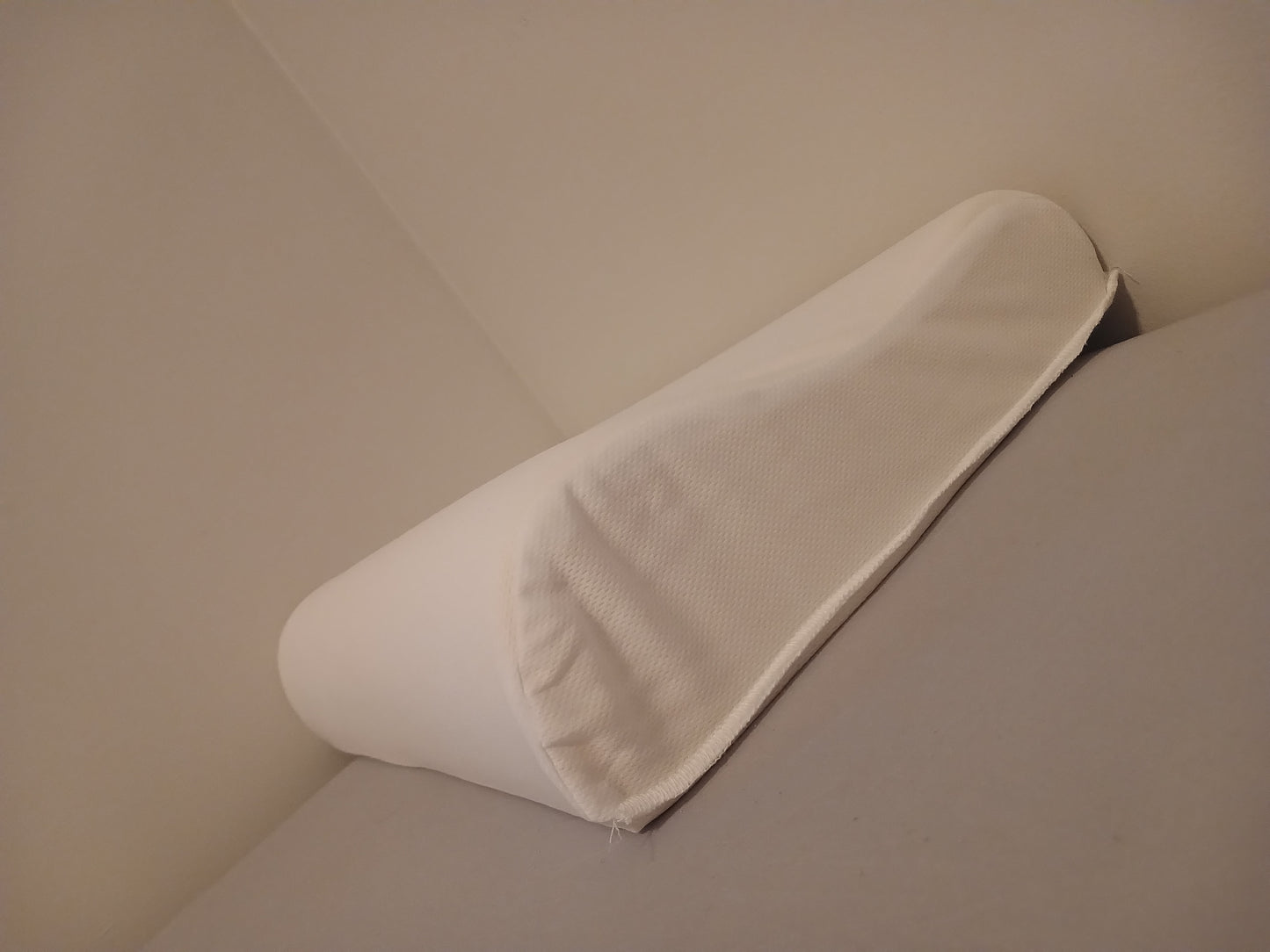 Contoured Memory Foam Pillow